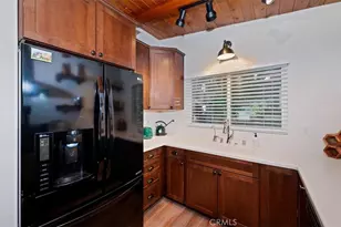 576 Kuffel Canyon Dr, Lake Arrowhead, CA 92352 - Photo 19