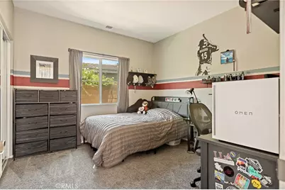 7902 Camino Cielo, Highland, CA 92346 - Photo 37