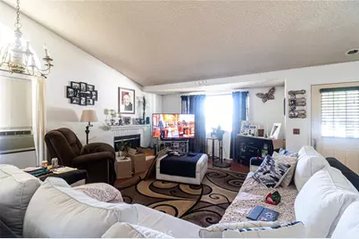 12244 Cobblestone, Victorville, CA 92392 - Photo 17