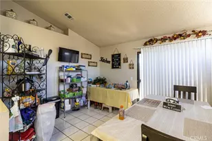 12244 Cobblestone, Victorville, CA 92392 - Photo 9