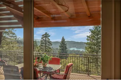 576 S Cumberland, Lake Arrowhead, CA 92352 - Photo 11