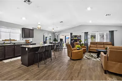 693 Rose Thorn, San Jacinto, CA 92582 - Photo 3