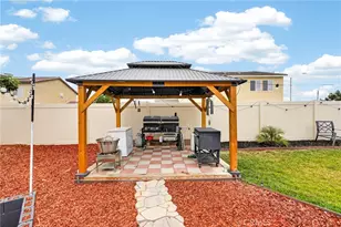 693 Rose Thorn, San Jacinto, CA 92582 - Photo 31