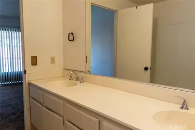 14176 Poplar, Hesperia, CA 92344 - Photo 13