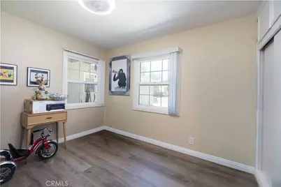 2501 Deodar, Santa Ana, CA 92705 - Photo 21