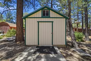 368 Imperial, Sugarloaf, CA 92386 - Photo 31