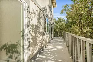 1207 Aleutian, Lake Arrowhead, CA 92352 - Photo 25