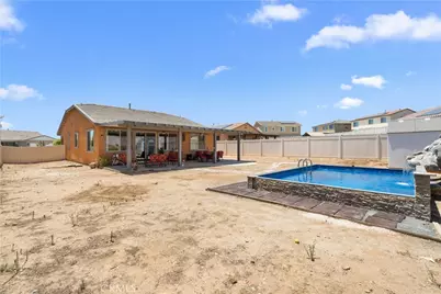 1572 Triton, Beaumont, CA 92223 - Photo 5
