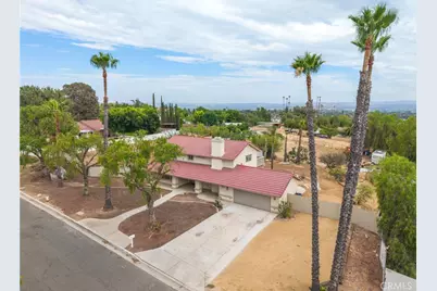 10880 Valley Drive, Riverside, CA 92505 - Photo 1
