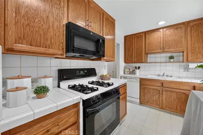 1700 W Ash, Fullerton, CA 92833 - Photo 17