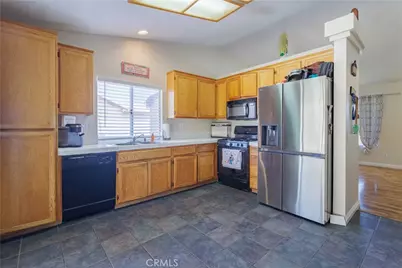 8544 Dove Creek, Hesperia, CA 92344 - Photo 7