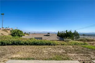 1105 Ponderosa Dr, San Bernardino, CA 92404 - Photo 41