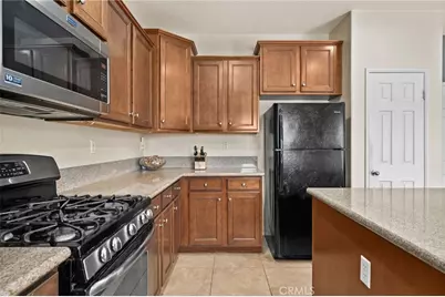 14918 Murwood Lane, Jurupa, CA 92880 - Photo 17