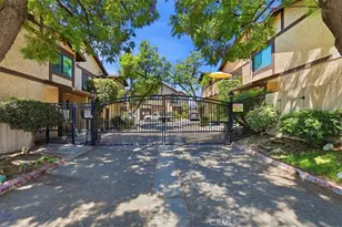 8601 Sunland, Los Angeles, CA 91352 - Photo 41