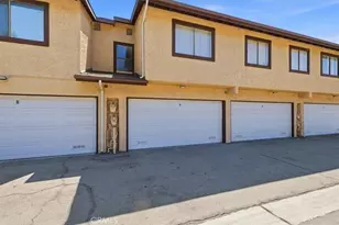 8601 Sunland, Los Angeles, CA 91352 - Photo 37