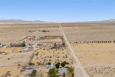38484 Foothill Road, Lucerne Valley, CA 92356 - Photo 37