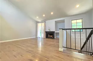 11107 Arminta Street, Los Angeles, CA 91352 - Photo 5