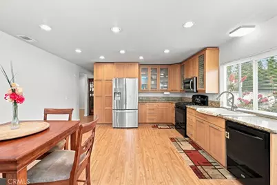 1304 Camelot Drive, Corona, CA 92882 - Photo 19
