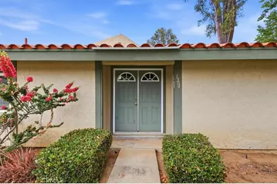 1304 Camelot Drive, Corona, CA 92882 - Photo 7