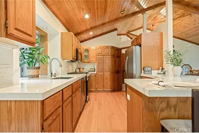 24376 Horst Drive, Crestline, CA 92325 - Photo 9