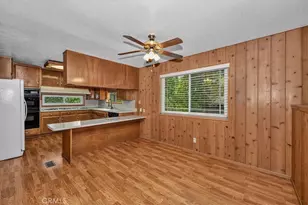 556 Pioneer, Lake Arrowhead, CA 92352 - Photo 9