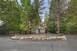 556 Pioneer, Lake Arrowhead, CA 92352 - Photo 3