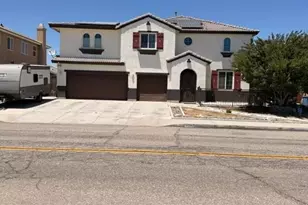 11778 Dos Palmas Rd, Victorville, CA 92392 - Photo 1