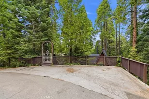 24818 Felsen Dr, Crestline, CA 92325 - Photo 17