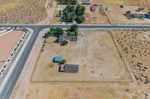 22935 Standing Rock, Apple Valley, CA 92307 - Photo 35