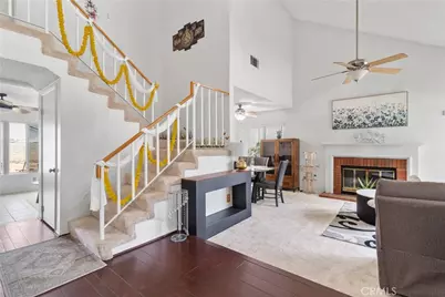 37443 Yorkshire Drive, Palmdale, CA 93550 - Photo 9