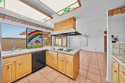 5642 Vinevale, La Palma, CA 90623 - Photo 11