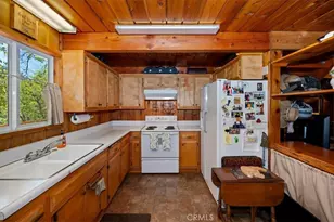 1710 Canyon Crest, Big Bear Lake, CA 92315 - Photo 11