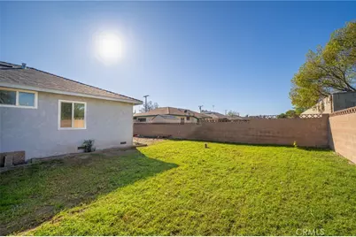 17844 Owen, Fontana, CA 92335 - Photo 21