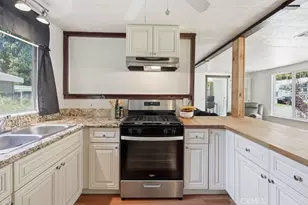 22899 Byron Rd, Crestline, CA 92325 - Photo 9