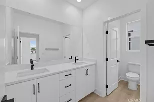 1021 E Overlook Dr, Orange, CA 92867 - Photo 25