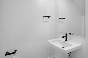 1021 E Overlook Dr, Orange, CA 92867 - Photo 27