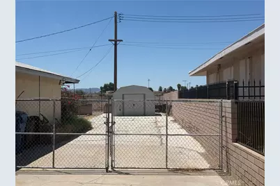 1611 Collins, Needles, CA 92363 - Photo 3