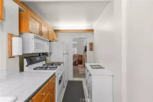 23898 Springwater, Crestline, CA 92325 - Photo 17