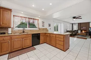 6801 Rycroft Dr, Riverside, CA 92506 - Photo 17