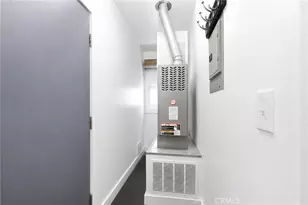 1394 N Raymond, Pasadena, CA 91103 - Photo 21