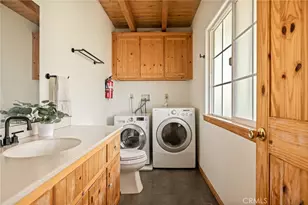 24071 Fern Glen, Crestline, CA 92325 - Photo 13