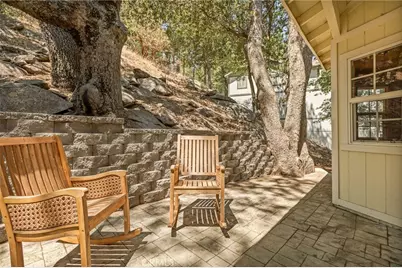 24071 Fern Glen, Crestline, CA 92325 - Photo 17