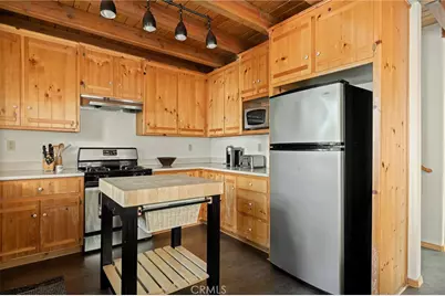 24071 Fern Glen, Crestline, CA 92325 - Photo 9