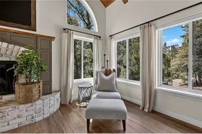 27514 W Shore, Lake Arrowhead, CA 92352 - Photo 15