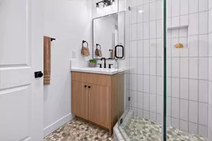 3861 S Norton Ave, Los Angeles, CA 90008 - Photo 27