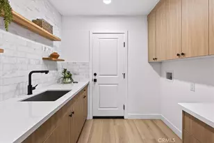 3861 S Norton Ave, Los Angeles, CA 90008 - Photo 13