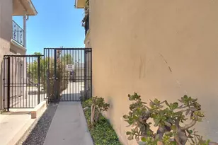 12413 Breezewood Dr, Whittier, CA 90604 - Photo 35