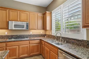 15590 Syracuse Ln, Fontana, CA 92336 - Photo 11