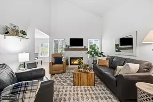 5050 Canyon Crest, Riverside, CA 92507 - Photo 3