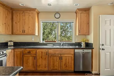 1465 Golden Rule Lane, Lake Arrowhead, CA 92352 - Photo 7